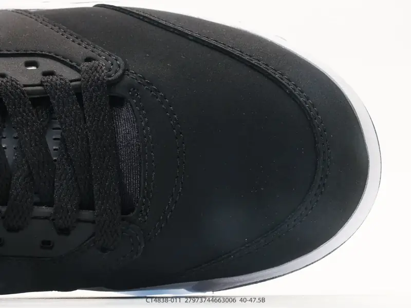 Air Jordan 5 Retro "Oreo" AJ5 乔5 奥利奥 #鞋款以黑、白主色调呈现，注入些许水泥灰点缀 CT4838-011 #27973744663006